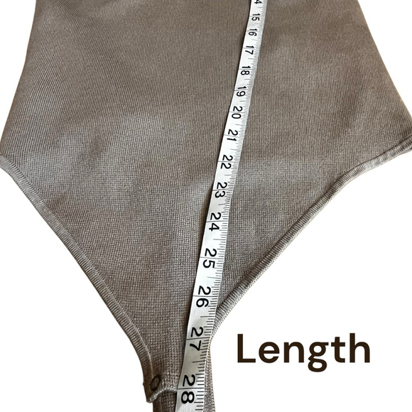 Abercrombie & Fitch Ribbed Deep V Bodysuit, M, Taupe - Picture 9 of 15